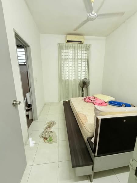 Bukit Indah Indah Park Gated Guarded Double Storey Terrace House for Sale untuk Untuk Dijual - RM 828,000, Apr 2026 - Bedroom - PropertyGuru.com.my