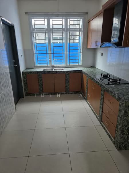 Link Bungalow for Sale in Mutiara Rini (Skudai) - Iden Tan - Kitchen - PropertyGuru.com.my