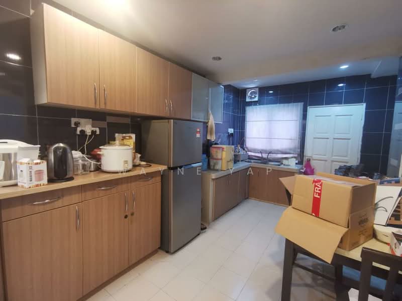 Taman Puchong Intan untuk Untuk Dijual - RM 525,000, Mac 2026 - Kitchen - PropertyGuru.com.my