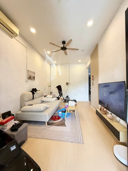 Taman Pulai Utama untuk Untuk Dijual - RM 598,000, Feb 2026 - Living Room - PropertyGuru.com.my