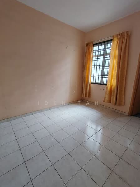 2-storey Terraced House for Sale in Bandar Putra (Kulai) - Iden Tan - Interior - PropertyGuru.com.my