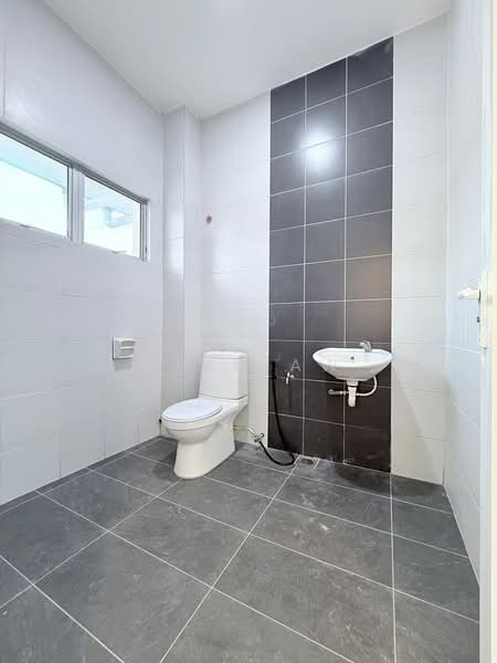 2-storey Terraced House for Sale in Iskandar Puteri (Nusajaya) (Johor) - Finn Aw - Bathroom - PropertyGuru.com.my