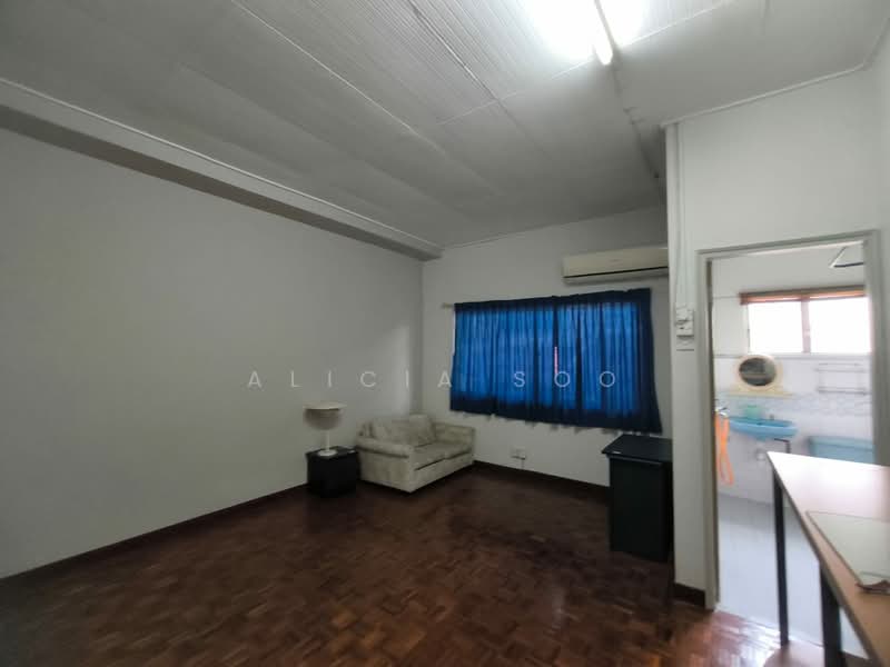 Semi-Detached House for Sale in Damansara Jaya (Petaling Jaya) - Alicia Soo - Living Room - PropertyGuru.com.my