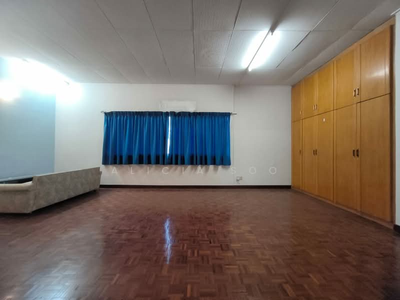 Semi-Detached House for Sale in Damansara Jaya (Petaling Jaya) - Alicia Soo - Living Room - PropertyGuru.com.my