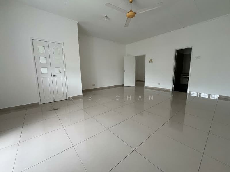 USJ 18 untuk Untuk Dijual - RM 950,000, Mac 2026 - Master room - PropertyGuru.com.my