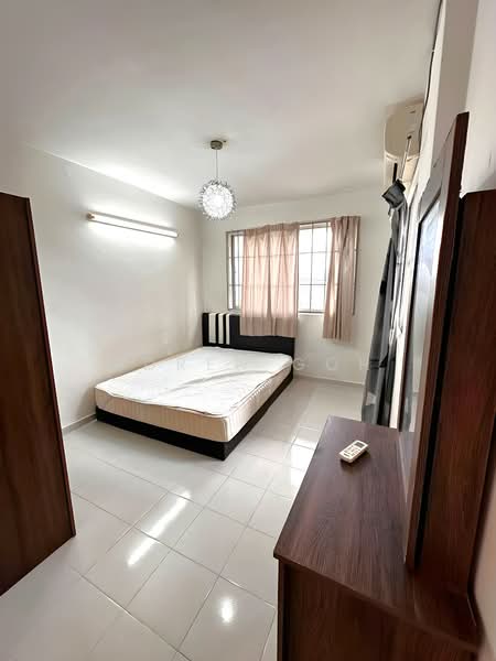 Taman Kristal untuk Untuk Disewa - RM 1,200 /bulan, Feb 2026 - Bedroom - PropertyGuru.com.my