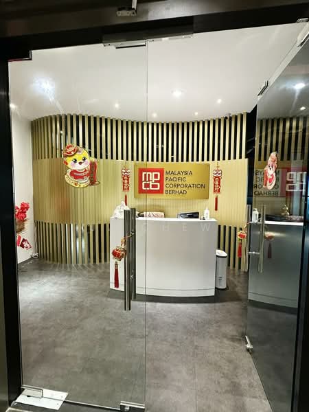 Strata Office Suites @ KL Eco City untuk Untuk Disewa - RM 35,000 /bulan, Mac 2026 - Entrance - PropertyGuru.com.my