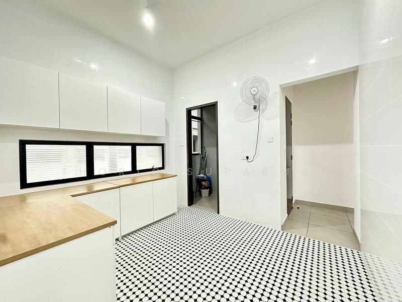 The Mulia Residences untuk Untuk Dijual - RM 1,200,000, Feb 2026 - Kitchen - PropertyGuru.com.my