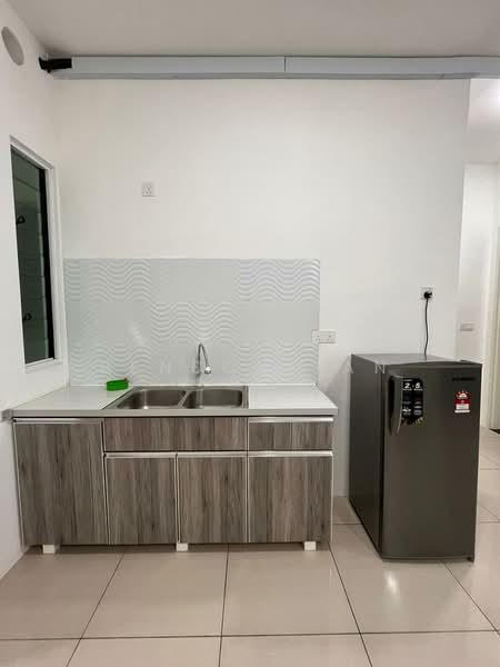 QuayWest Residence untuk Untuk Disewa - RM 2,100 /bulan, Mac 2026 - Kitchen - PropertyGuru.com.my