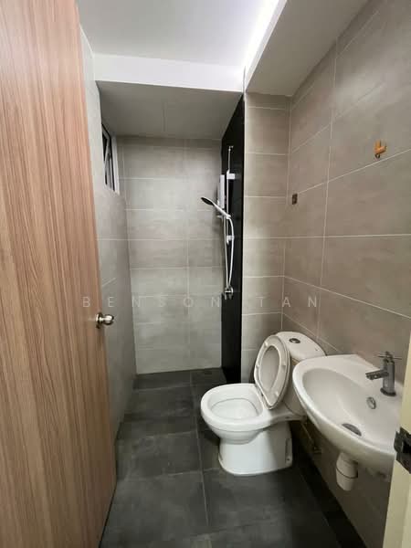 QuayWest Residence untuk Untuk Disewa - RM 2,100 /bulan, Mac 2026 - Bathroom - PropertyGuru.com.my