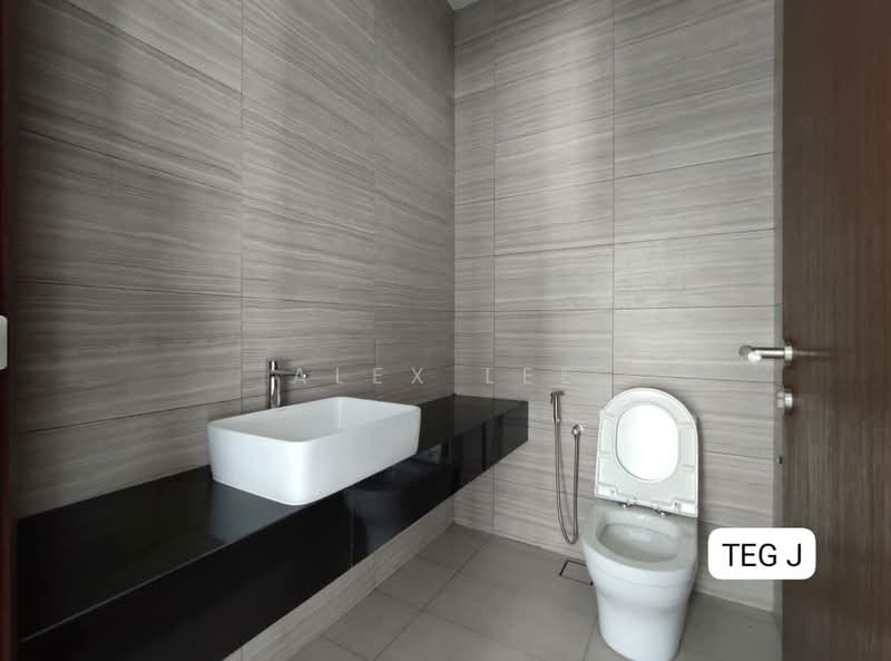 Bungalow for Sale in Setia Alam (Selangor) - Alex Lee - Bathroom - PropertyGuru.com.my