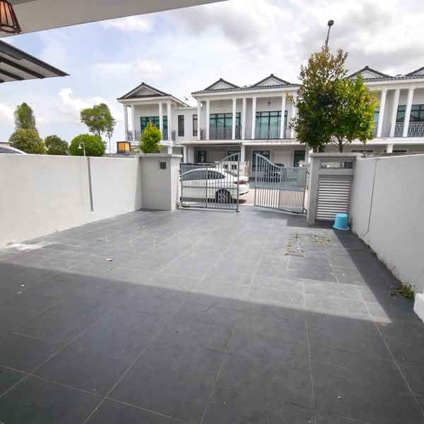 Rumah Teres untuk Disewa di Kota Masai (Pasir Gudang) - Elena Lim - Exterior - PropertyGuru.com.my