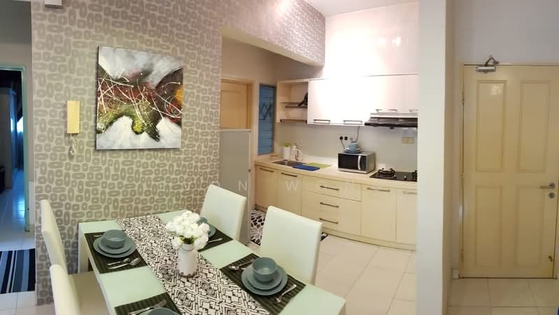 E-Tiara untuk Untuk Disewa - RM 2,500 /bulan, Feb 2026 - Kitchen - PropertyGuru.com.my