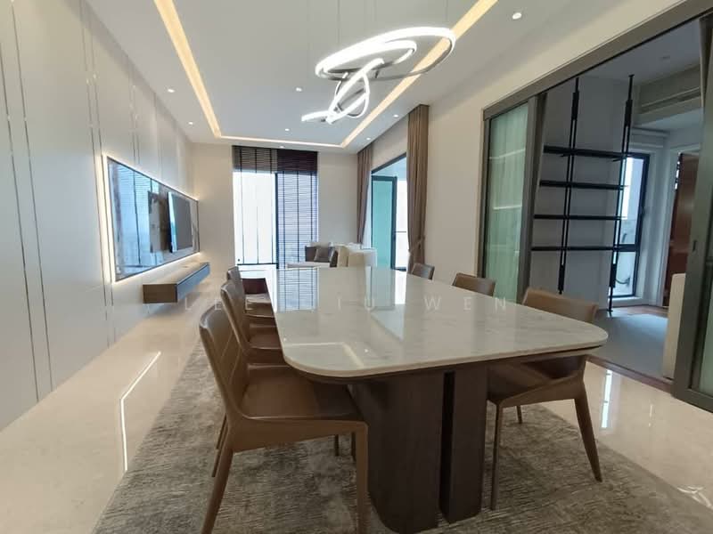 Service Residence for Sale at The Astaka @ 1 Bukit Senyum - Lee Qiu Wen - Dining Room - PropertyGuru.com.my
