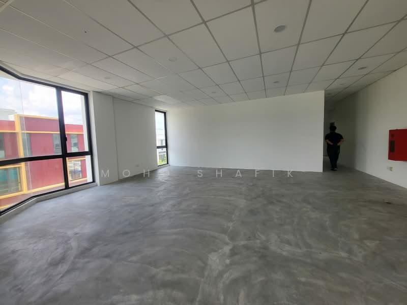 Shop for Rent in Bandar Seri Putra (Bangi) - Mohd Shafik - Interior - PropertyGuru.com.my