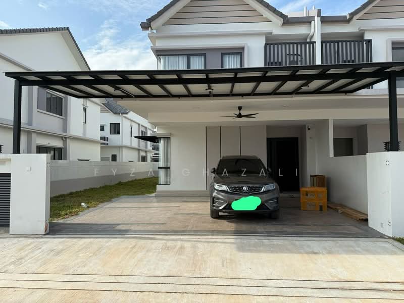 Sejati Lakeside 2 untuk Untuk Dijual - RM 1,600,000, Mac 2026 - Exterior - PropertyGuru.com.my