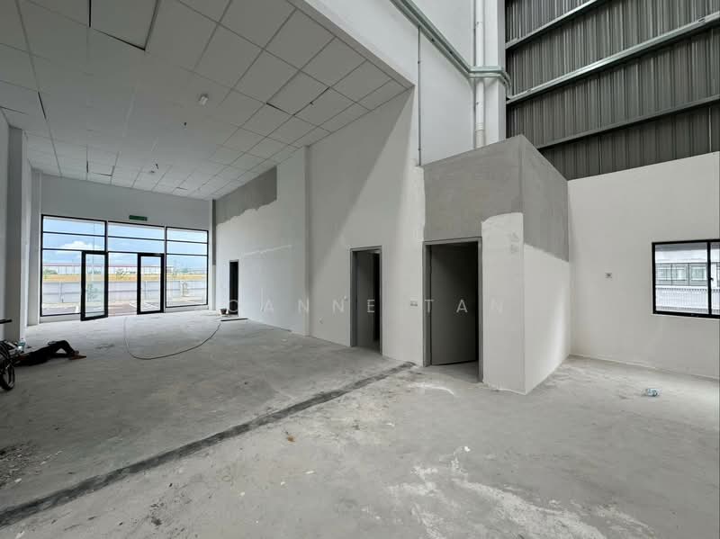 Factory for Rent in Bukit Raja (Selangor) - Joanne Tan - Interior - PropertyGuru.com.my
