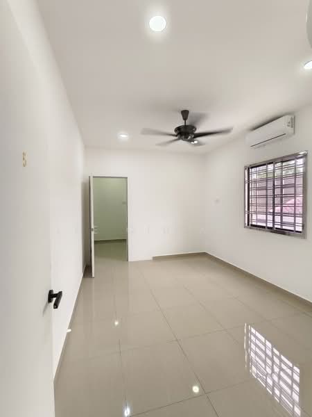 Semi-Detached House for Rent in Taman Century (Johor Bahru) - Lee Qiu Wen - PropertyGuru.com.my