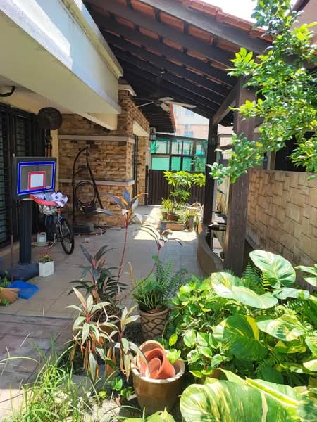 Bandar Bukit tinggi untuk Untuk Dijual - RM 1,390,000, Mac 2026 - Exterior - PropertyGuru.com.my