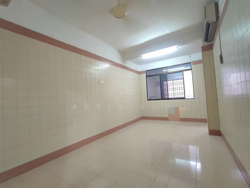 3 Storey Terrace 1700sf 6 Room Renovated Bukit Jambul Bayan Lepas untuk Untuk Disewa - RM 3,000 /bulan, Feb 2026 - Dining Area - PropertyGuru.com.my