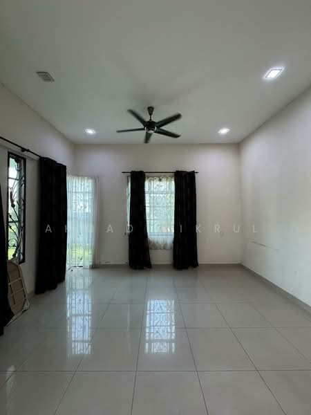Berkembar Setingkat Sri Gading untuk Untuk Dijual - RM 400,000, Mac 2026 - Living Room - PropertyGuru.com.my
