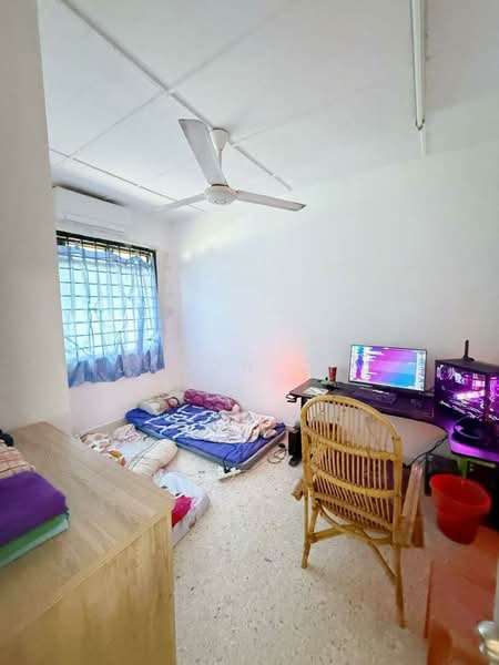 1-storey Terraced House for Sale in Bandar Baru Permas Jaya (Permas Jaya) - Jason Sim - Bedroom - PropertyGuru.com.my