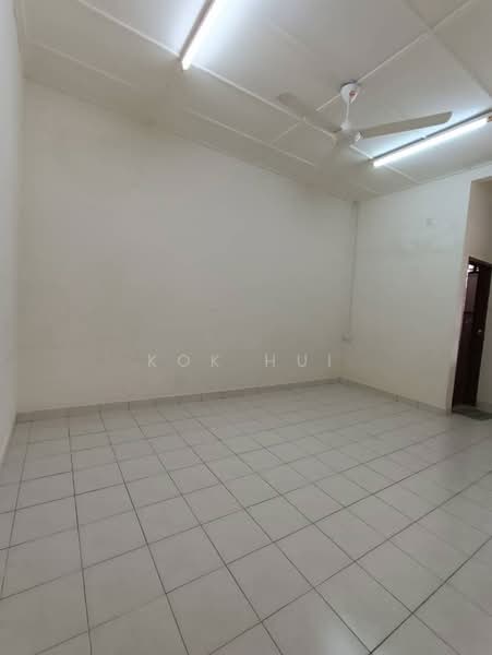 2-storey Terraced House for Sale in Taman Pelangi Indah (Ulu Tiram) - Kok Hui - Interior - PropertyGuru.com.my