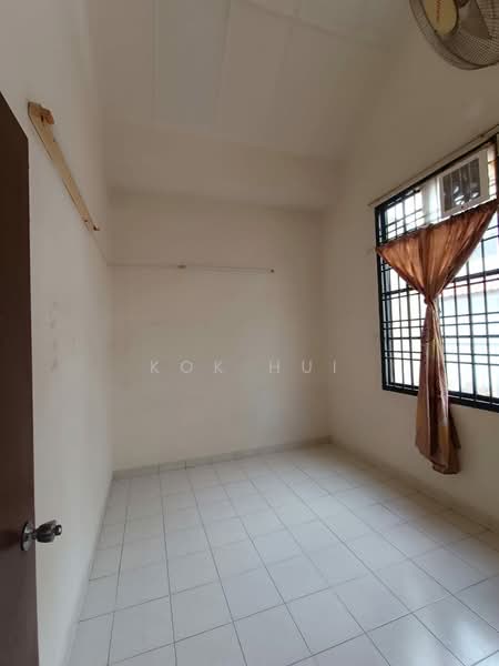 2-storey Terraced House for Sale in Taman Pelangi Indah (Ulu Tiram) - Kok Hui - Interior - PropertyGuru.com.my
