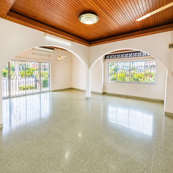 2-storey Terraced House for Sale in Taman Petaling (Kepong) - Kelly Lai - Living Room - PropertyGuru.com.my