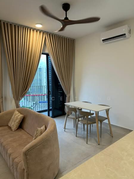 EdgeWood Residences @ SkySanctuary untuk Untuk Disewa - RM 2,600 /bulan, Mac 2026 - Living Room - PropertyGuru.com.my