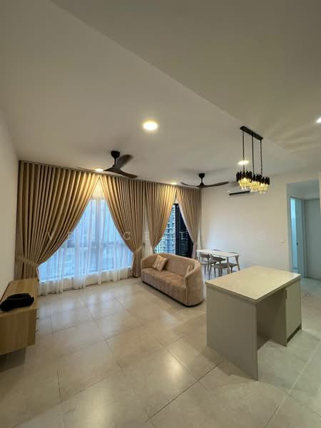 EdgeWood Residences @ SkySanctuary untuk Untuk Disewa - RM 2,600 /bulan, Mac 2026 - Living Room - PropertyGuru.com.my