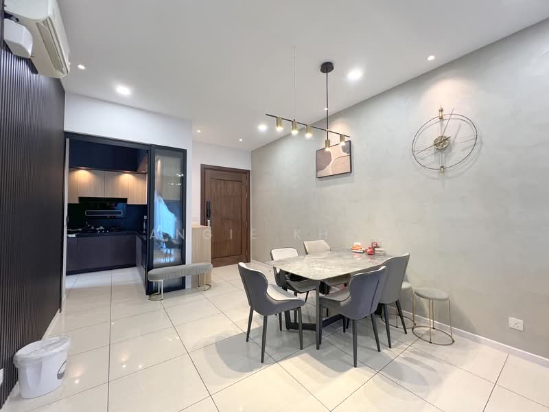 Queens Residences Q1 @ Queens Waterfront untuk Untuk Disewa - RM 3,800 /bulan, Feb 2026 - Dining Room - PropertyGuru.com.my