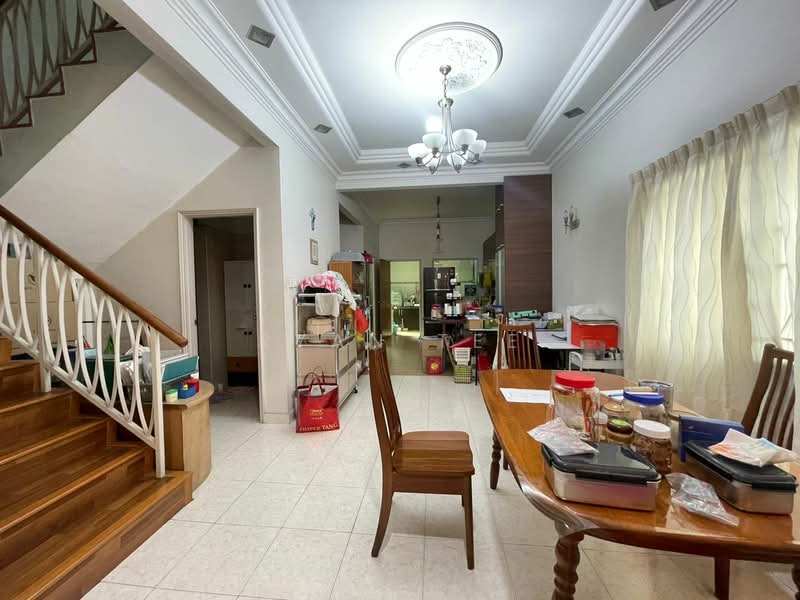 3-storey Terraced House for Sale in Taman Tasik Indah Mewah (Batu) - Ryan Tee - Living Room - PropertyGuru.com.my