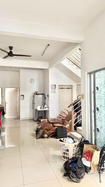 U12, Taman Cahaya Alam untuk Untuk Dijual - RM 650,000, Mac 2026 - Living Room - PropertyGuru.com.my