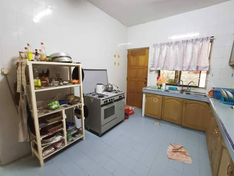 Kampung Bahru Kampung Bahru Kampungs Bahrus untuk Untuk Dijual - RM 1,200,000, Mac 2026 - Kitchen - PropertyGuru.com.my
