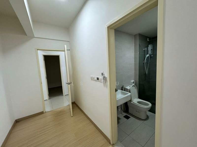 Servis Apartment untuk Disewa di Gravit8, Klang - LS Chu - Bathroom - PropertyGuru.com.my