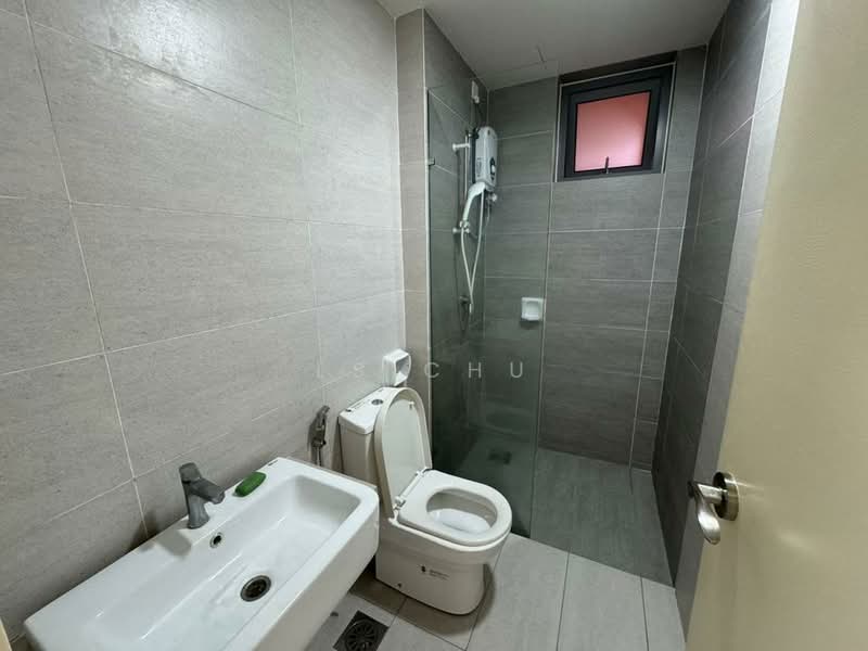 Servis Apartment untuk Disewa di Gravit8, Klang - LS Chu - Bathroom - PropertyGuru.com.my