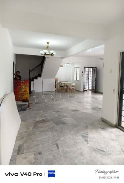 2-storey Terraced House for Sale in Bandar Tun Hussein Onn (Cheras) - Hasliza Hassan - Living Room - PropertyGuru.com.my