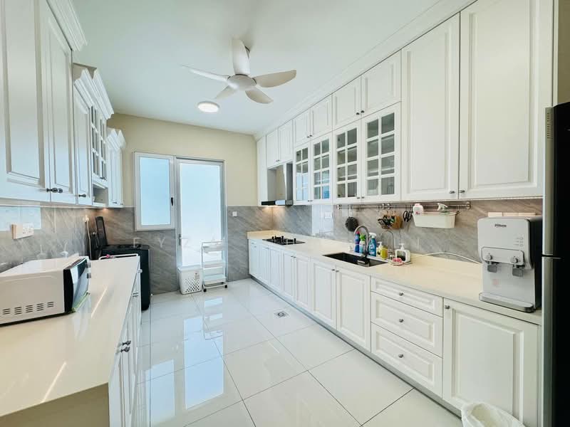 2-storey Terraced House for Sale in Eco Forest (Semenyih) - Fyza Ghazali - Kitchen - PropertyGuru.com.my