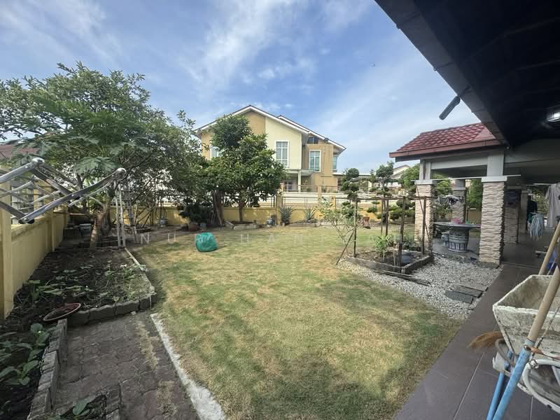 2-storey Terraced House for Sale in Denai Alam (Shah Alam) - Nur Hanizah - Garden - PropertyGuru.com.my