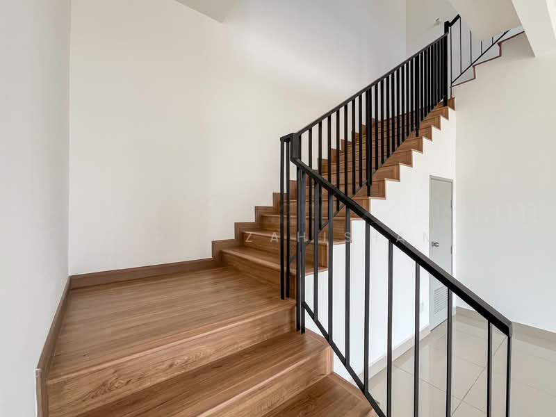 Sejati Lakeside 2 untuk Untuk Dijual - RM 1,800,000, Mac 2026 - Interior - PropertyGuru.com.my