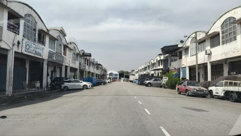 Seelong Idaman - 1.5 Storey Terrace Factory for Sale or Rent untuk Untuk Dijual - RM 1,000,000, Mac 2026 - Exterior - PropertyGuru.com.my