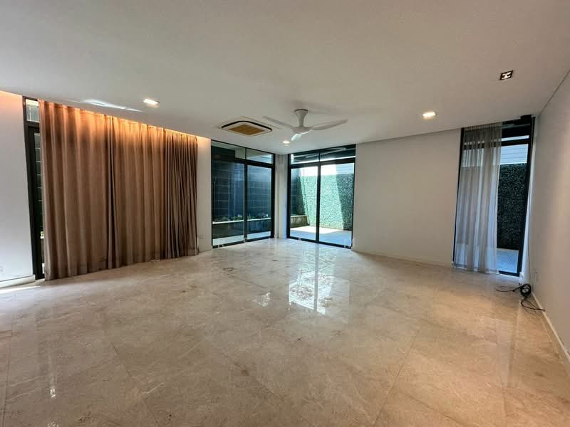 Rumah Banglo untuk Dijual di Taman Bukit Pantai (Bangsar) - Irena M - Living Room - PropertyGuru.com.my