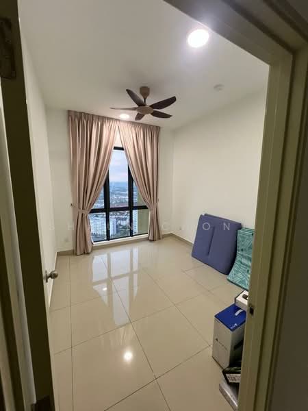 Topaz Residence untuk Untuk Disewa - RM 1,400 /bulan, Mac 2026 - Bedroom - PropertyGuru.com.my
