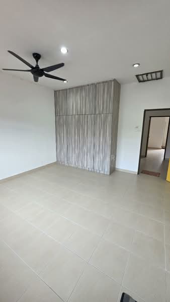 Terraced House for Rent in Bandar Puteri Klang (Klang) - Surendran Karapiah - Bedroom - PropertyGuru.com.my