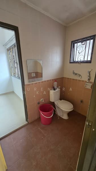 Terraced House for Rent in Bandar Puteri Klang (Klang) - Surendran Karapiah - Bathroom - PropertyGuru.com.my