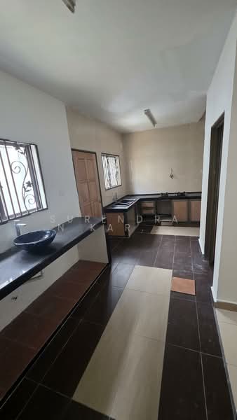 Terraced House for Rent in Bandar Puteri Klang (Klang) - Surendran Karapiah - Kitchen - PropertyGuru.com.my