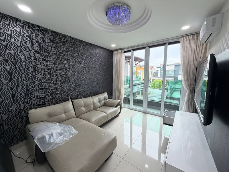 Cluster House for Sale in Ulu Tiram (Johor) - Louis Tan - Living Room - PropertyGuru.com.my