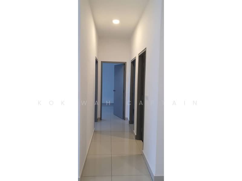 Service Residence for Rent at Traders Garden @ Cheras Selatan - Kok Wah Captain - Corridor - PropertyGuru.com.my