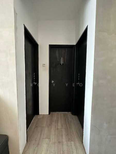 Condominium for Sale at Platinum Lake PV 20 - Rony Yeo - Corridor - PropertyGuru.com.my